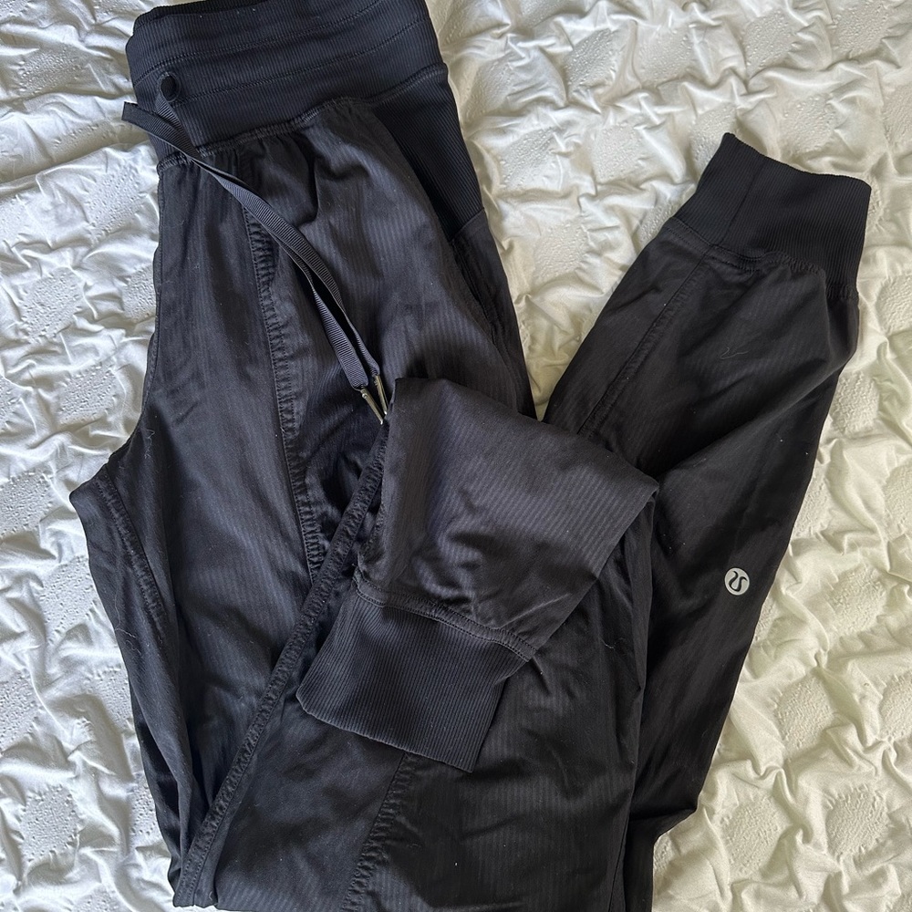Lululemon Dance Studio Pants size 2